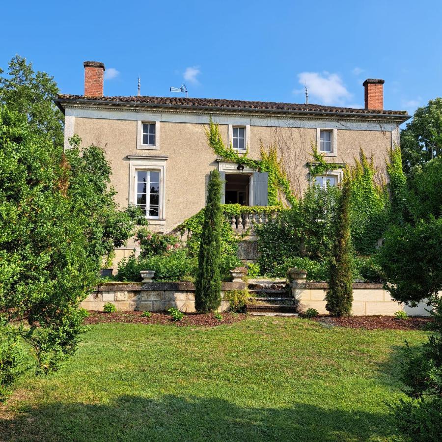 Namaste Cottage Issigeac Exterior photo